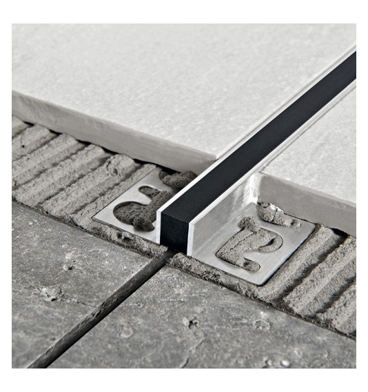 Profilis, aliuminis naturalus, deformacinis, juodas intarpas, h 10 mm, L 2,7 m