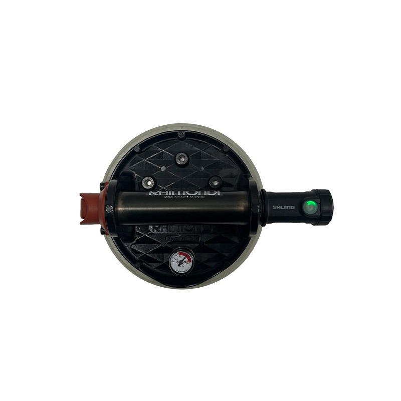 Akutoitel töötav pump vaakumrakettide jaoks